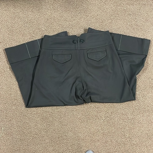 Dress pants - Picture 2 of 3